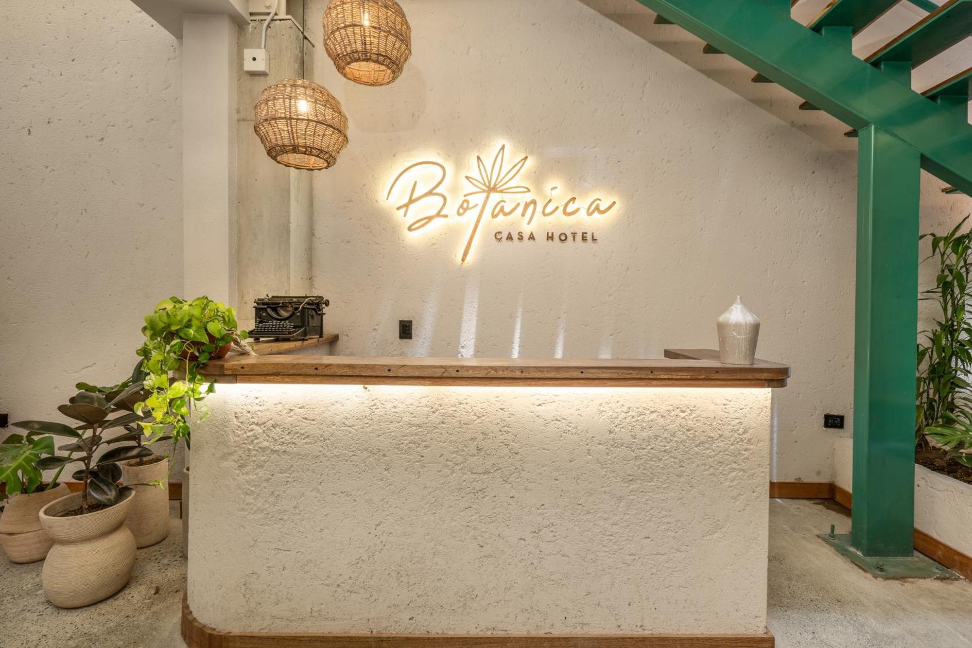 Botanica Casa Manila By Housy Host Medellin